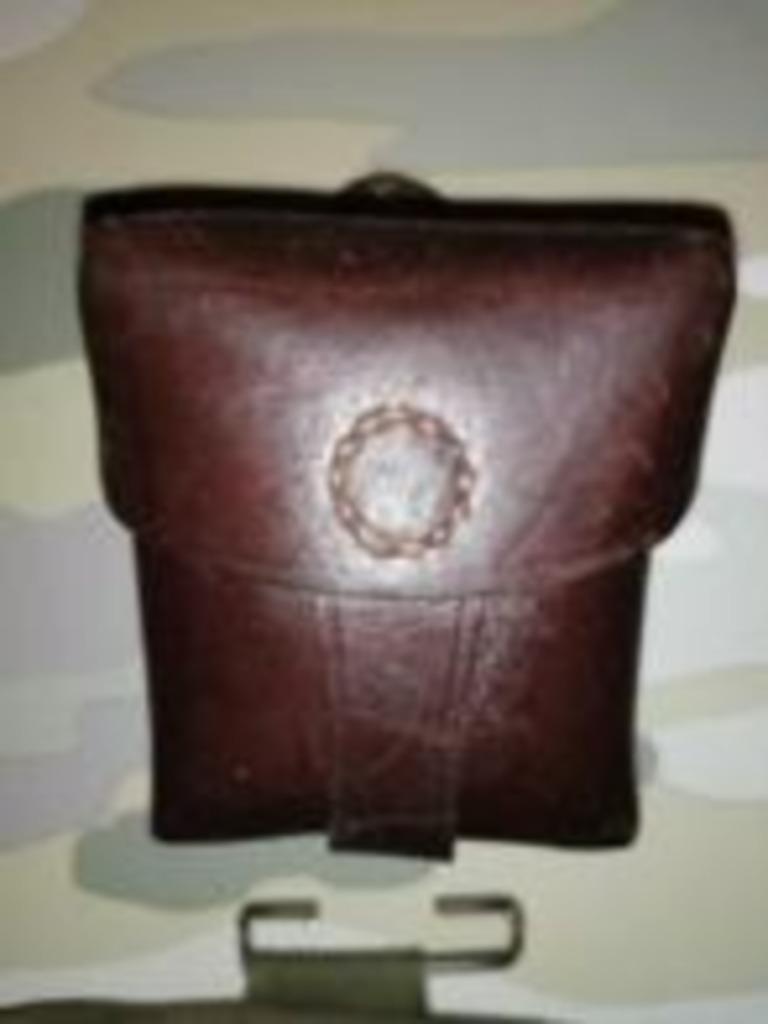 Militaria Patronentas Ammo pouch Russisch Roemeens ww2, Ophalen of Verzenden, Landmacht, Overige typen