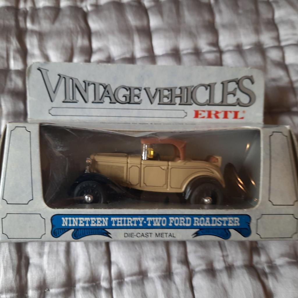 FORD ROADSTER 1932 *ERTL*VINTAGE*1/43*NEW*, Ophalen, Nieuw, Auto, Overige merken