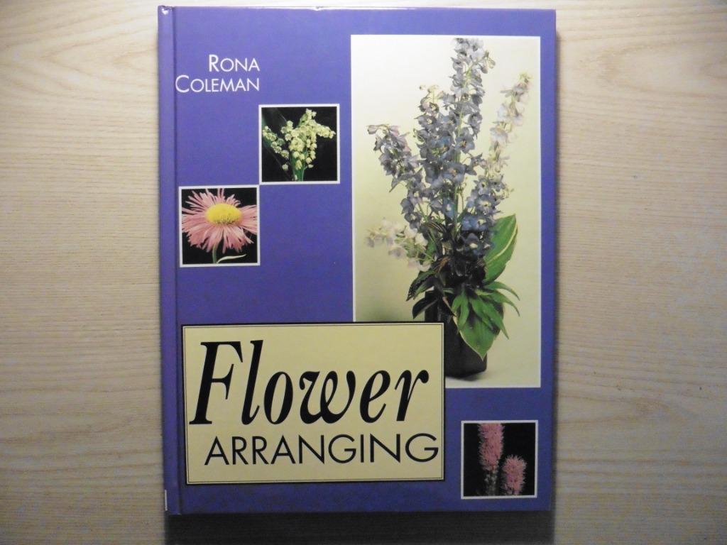 Boek ‘Flower arranging’., Ophalen of Verzenden, Zo goed als nieuw