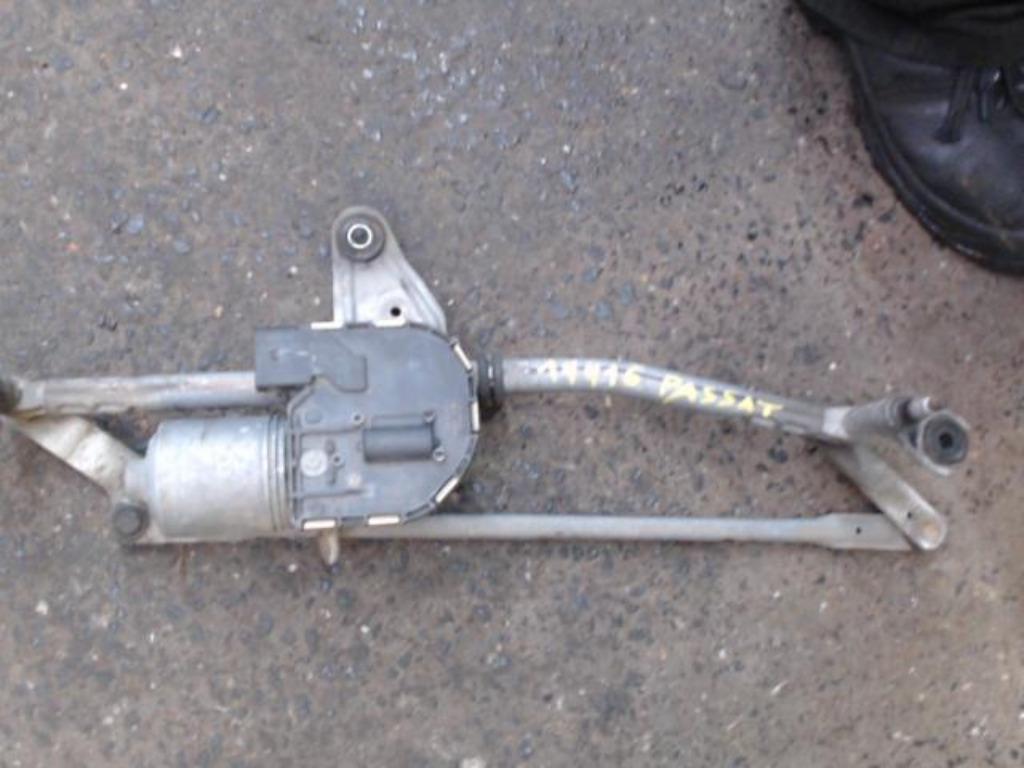 Moteur essuie glace avant VW Passat 2005-2010 LP/14416, Enlèvement, Utilisé