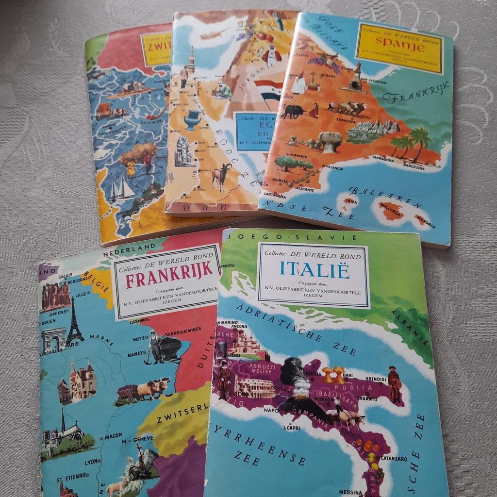9 chromo boekjes collectie De Wereld Rond  ( lot), Ophalen of Verzenden, Gelezen, Plaatjesalbum