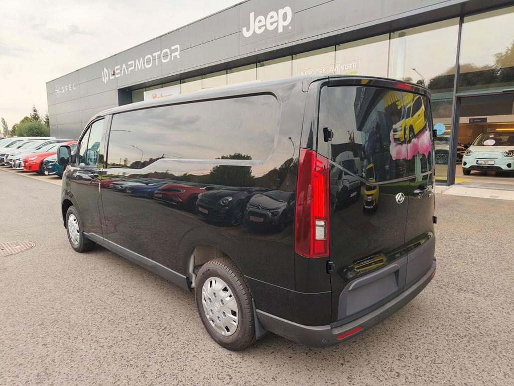 Maxus Deliver7 2.0D L2H1LUXURY * OPSTAPTREDE * LAADBAKBESCH, Autos, Autos Autre, Achat, Euro 6, Boîte manuelle, Noir
