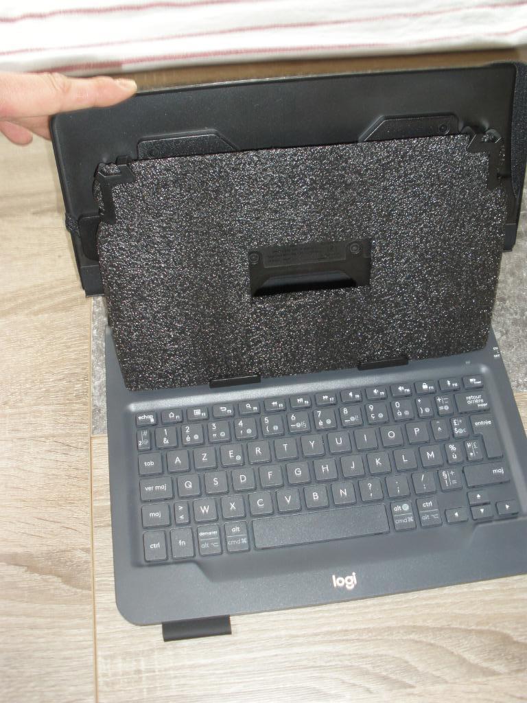 Clavier pour tablette, Enlèvement ou Envoi, Logitech, Azerty, Sans fil