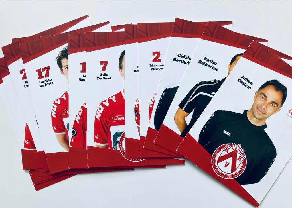 K.V. Kortrijk 26 prenten ploeg seizoen 2015-2016, Verzamelen, Ophalen, Poster, Plaatje of Sticker