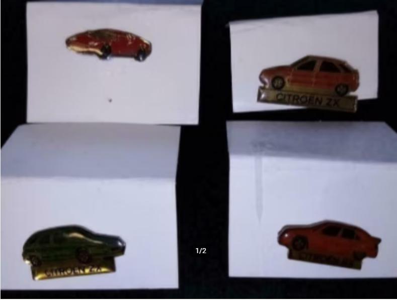 4 pin's auto's + 100 afgestempelde Belgische postzegels, Postzegels en Munten, Postzegels | Europa | België, Ophalen of Verzenden