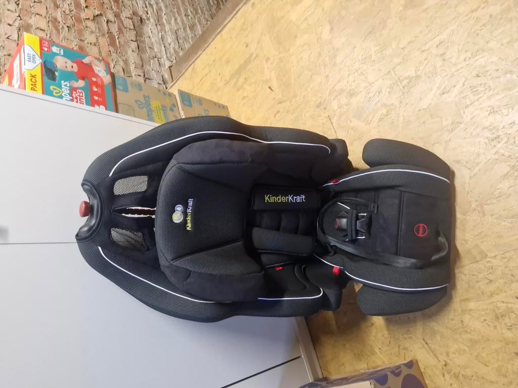 kinderkraft autostoel, Ophalen, Zo goed als nieuw