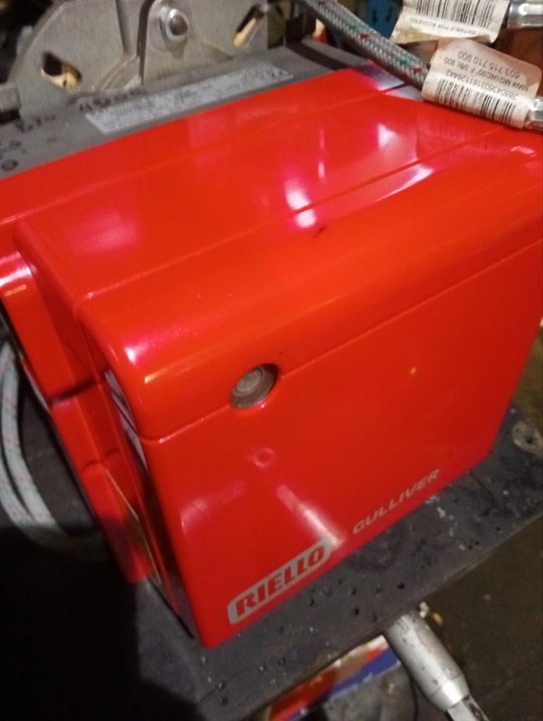 riello Gulliver blu bgk2 32 59kw, Ophalen
