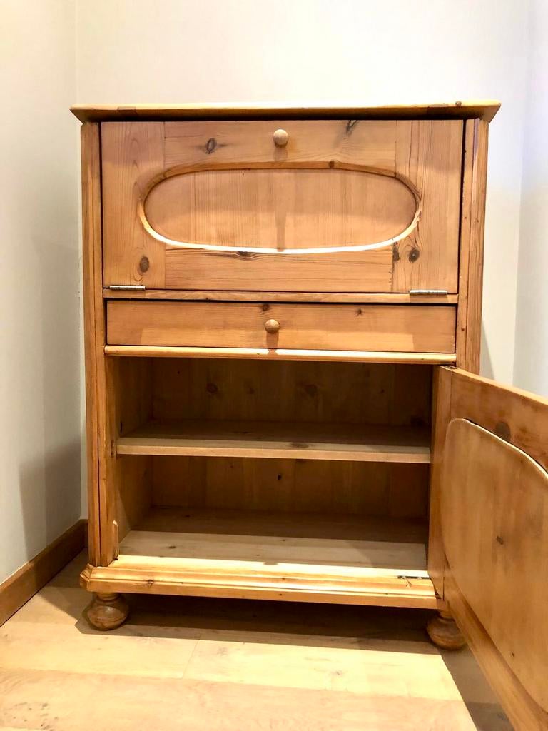 Prachtig antieke  massief eikenhouten waskastje / kast, Ophalen