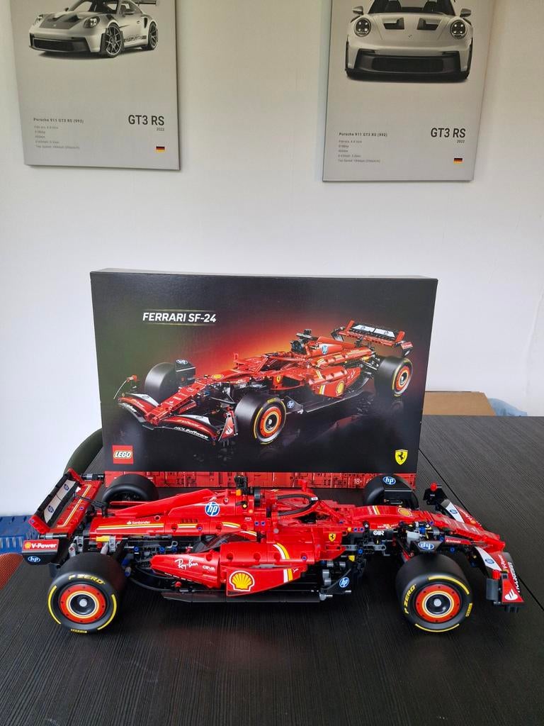 LEGO 42207 FERRARI SF-24, Enfants & Bébés, Jouets | Duplo & Lego, Lego, Enlèvement