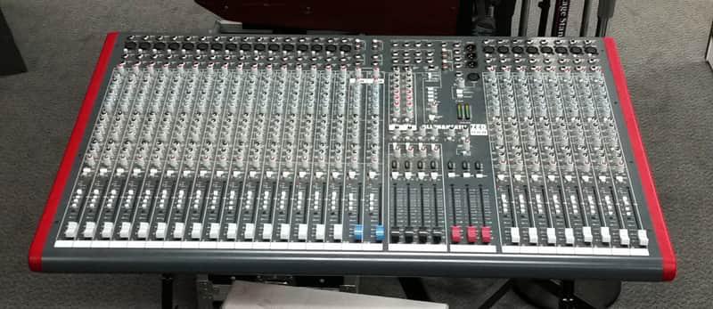 Allen & Heath ZED-428 – pro 24-kanaals analoge mixer met USB, Enlèvement, Utilisé