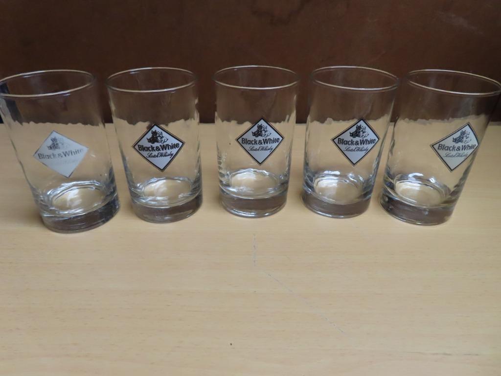 Wiskey glazen black & white- 4stuks, Verzamelen, Ophalen, Zo goed als nieuw, Overige typen