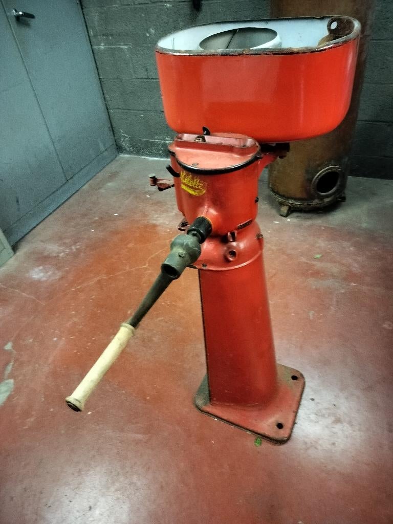 oude afromer melotte, Zakelijke goederen, Landbouw | Werktuigen, Ophalen, Melktechniek