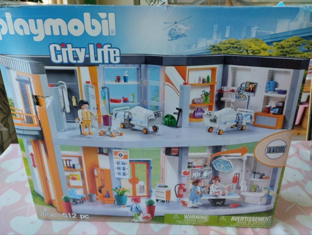 Playmobil city life groot ziekenhuis 70190, Ophalen of Verzenden, Zo goed als nieuw, Complete set