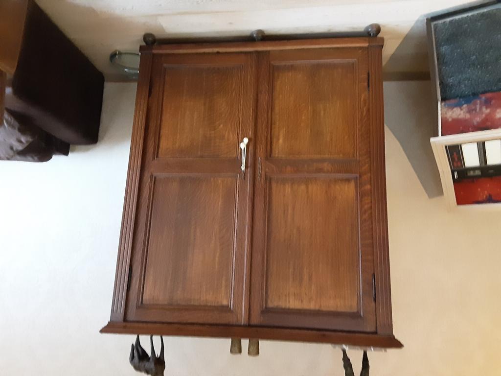 Prachtige buffetkast   lengte158cm  breedte55cm hoogte182cm, Antiek en Kunst, Antiek | Meubels | Kasten, Ophalen