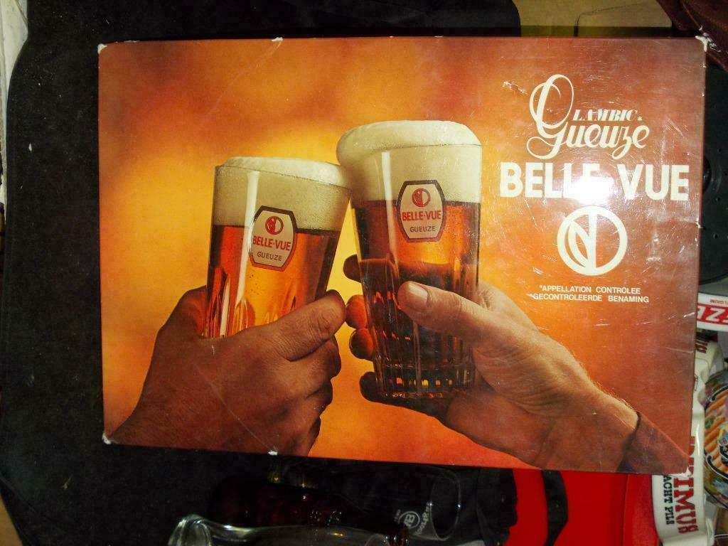 Beersign.Reclame In Karton.Gueuze Belle-Vue, Collections, Marques & Objets publicitaires, Enlèvement ou Envoi, Utilisé, Panneau publicitaire
