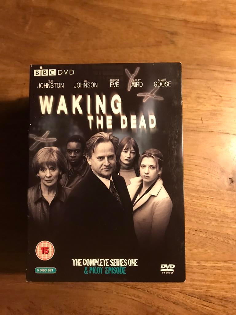 Waking the Dead. Dvd boxen, Zo goed als nieuw