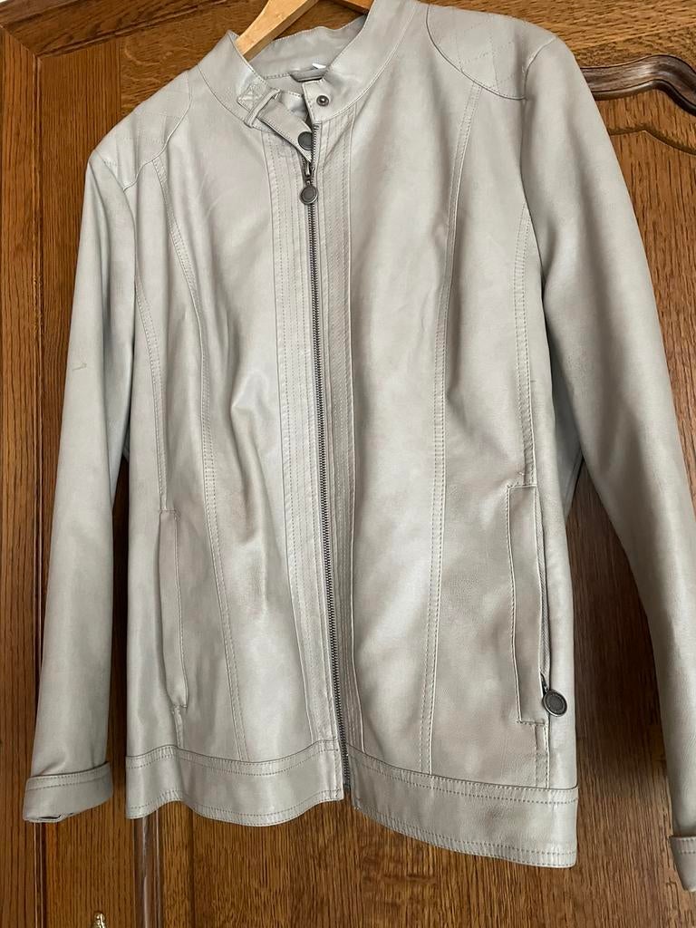 Blouson moderne en similicuir M/44/46, Enlèvement ou Envoi, Comme neuf