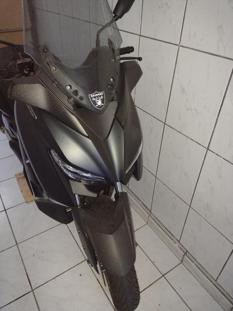 Yamaha Xmax SEE6 FULL BLACK MAT IRON EDITION 125CC, Scooter, Particulier, 125 cm³, Jusqu'à 11 kW