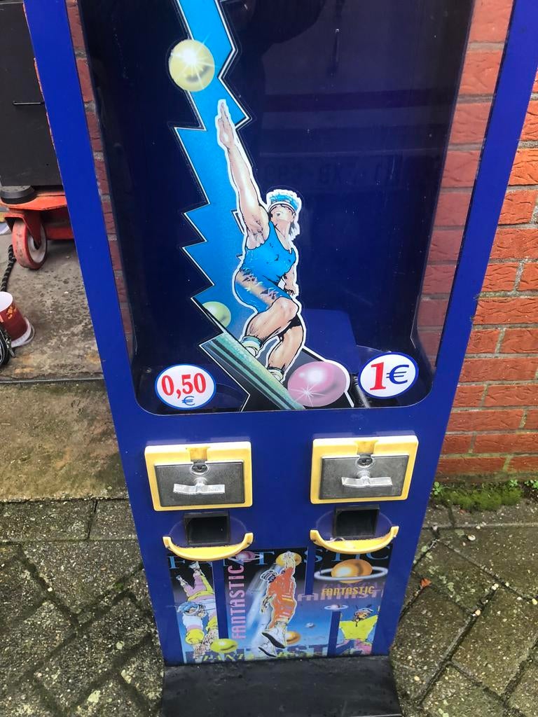 Distributeur  de capsules et boules de gomme double !, Enlèvement, Utilisé