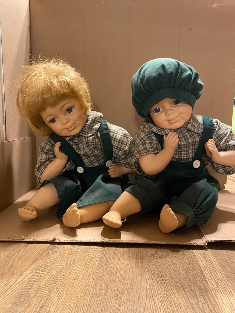 Porseleinen koppel, Verzamelen, Poppen, Ophalen, Zo goed als nieuw, Pop