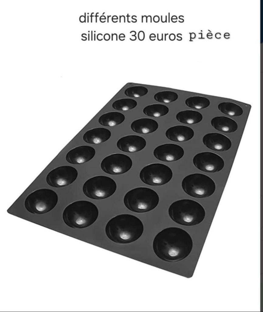 Moules pâtisserie silicone, Enlèvement, Comme neuf