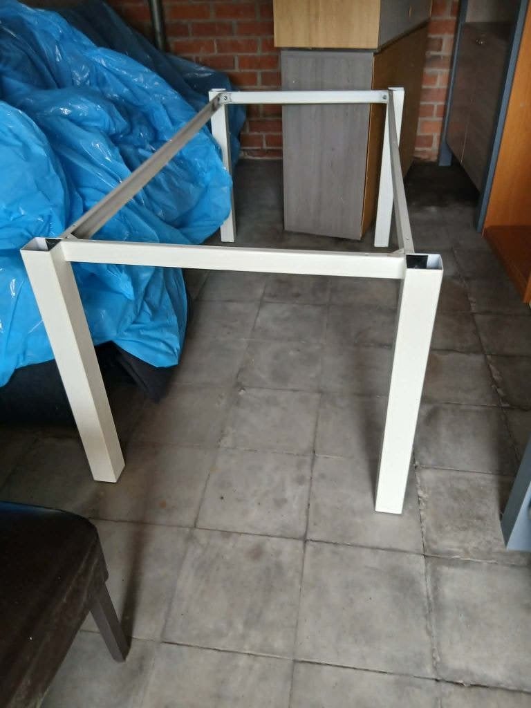 Table à manger en verre. 180,90, Maison & Meubles, Enlèvement ou Envoi