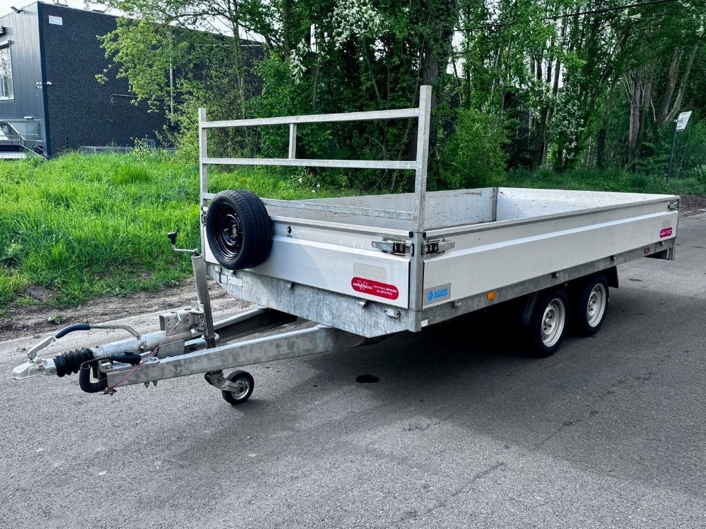 Plateau Hapert Azure H-2 BJ 2022 – 3500 kg, Ophalen, Gebruikt
