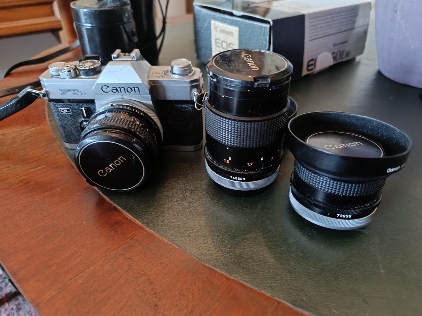 Canon Ftb Quick load drie lenzen, Audio, Tv en Foto, Fotocamera's Analoog, Ophalen of Verzenden, Canon