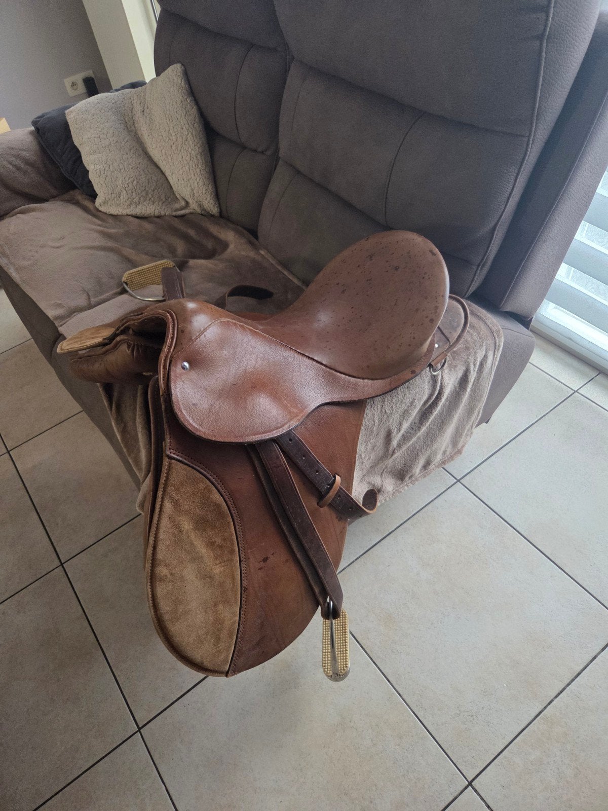 Selle LEWA + Longe + Tapis, Animaux & Accessoires, Chevaux & Poneys | Selles, Enlèvement, Utilisé, Autres marques, M (17 pouces)