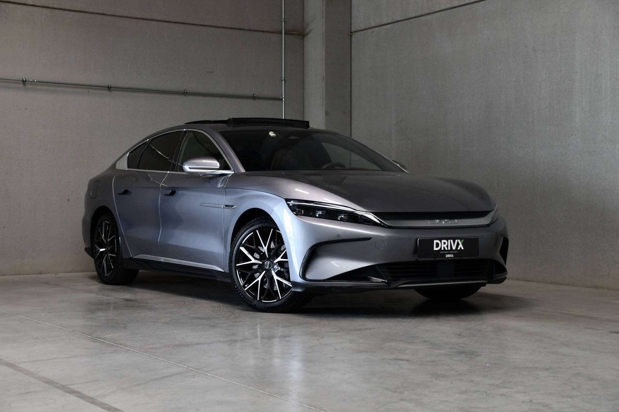 BYD HAN Executive - Vol Leder - Dynaudio - Pano - Zetelkoeli, Auto's, Automaat, 4 deurs, Leder, Vierwielaandrijving