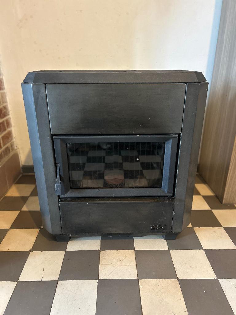 Poêle à mazout, Maison & Meubles, Poêles, Autres carburants, Enlèvement, Utilisé, Autres types