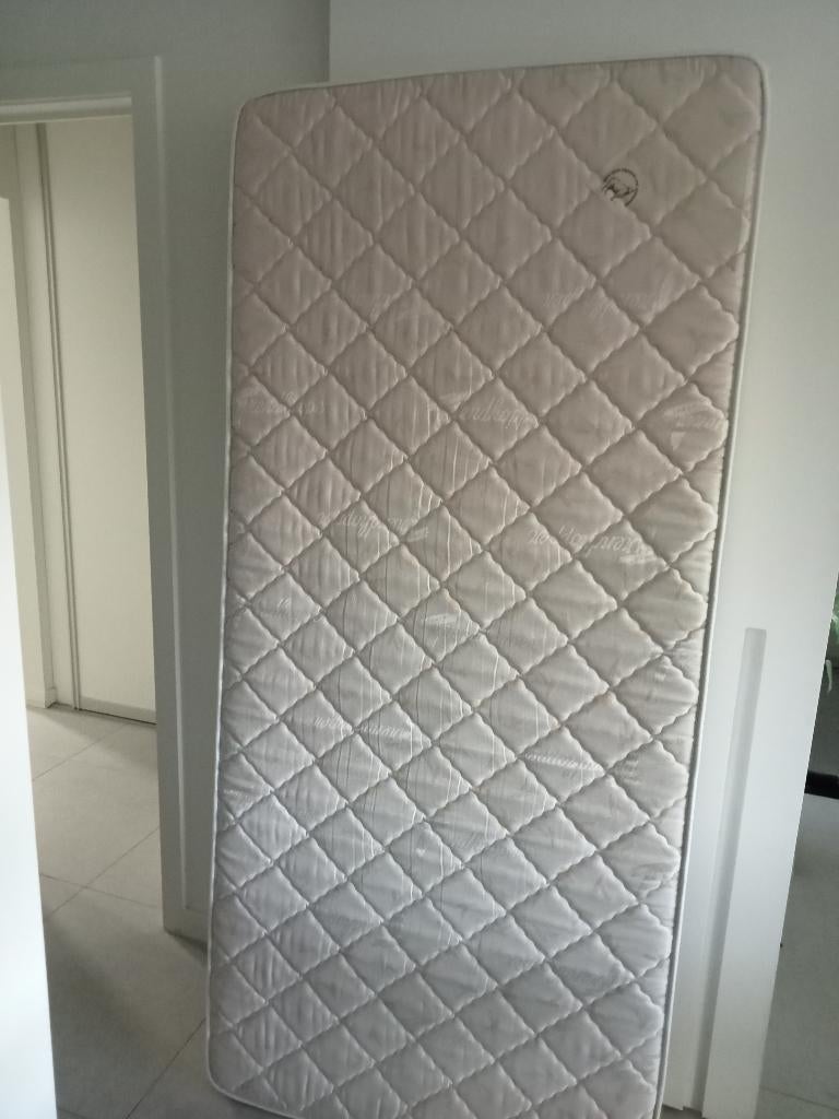 matras eenpersoon, Huis en Inrichting, Slaapkamer | Bedden, Ophalen, 90 cm, Eenpersoons, Beige