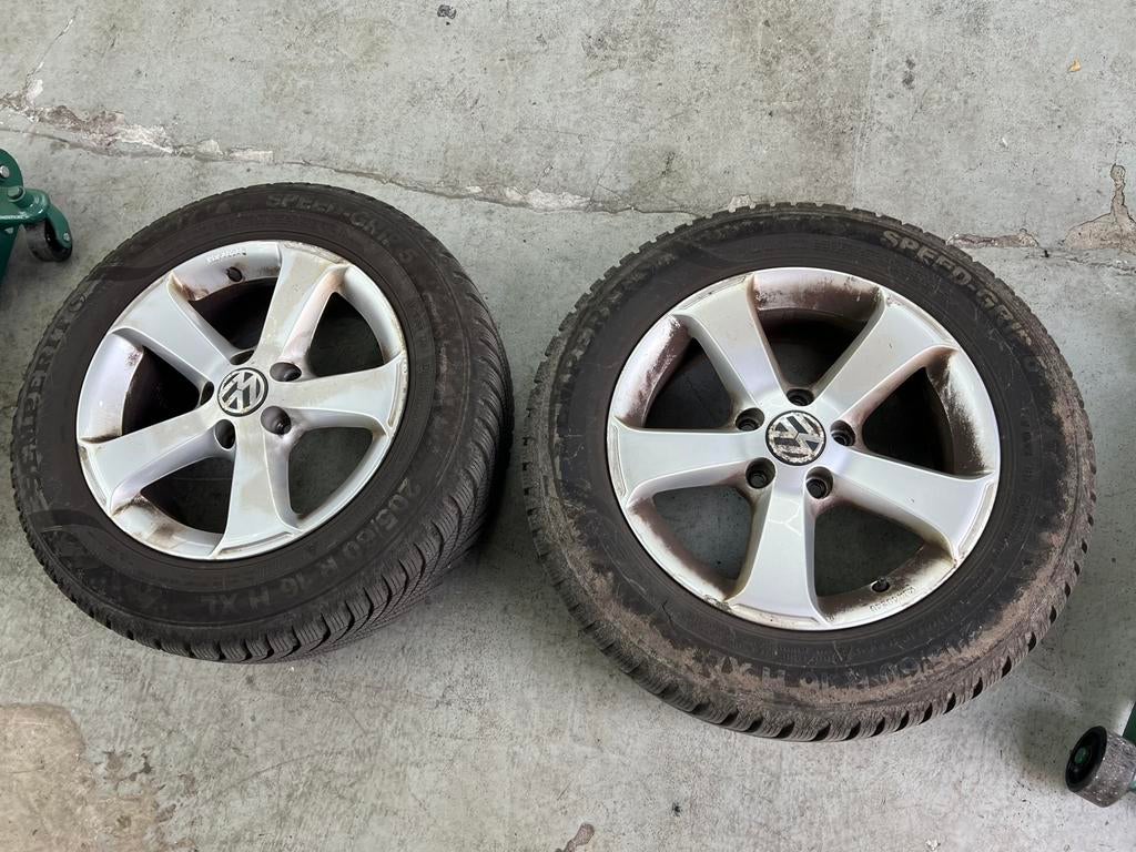 4 wielen 205/60R16H XL winterwielen, Auto-onderdelen, Banden en Velgen, Ophalen, Gebruikt, 16 inch, 205 mm