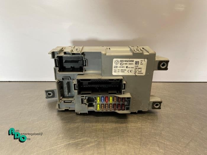 Boîte à fusibles d'un Fiat 500 (500 07-), Autos : Pièces & Accessoires, -, 3 mois de garantie, Utilisé, Fiat