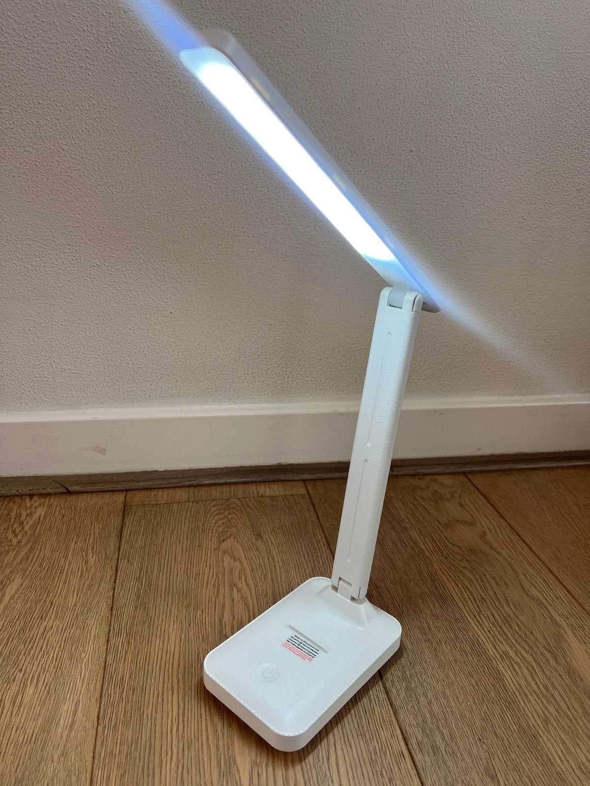 Lampe de bureau portable à DEL, rechargeable et ajustable, Enlèvement ou Envoi, Neuf