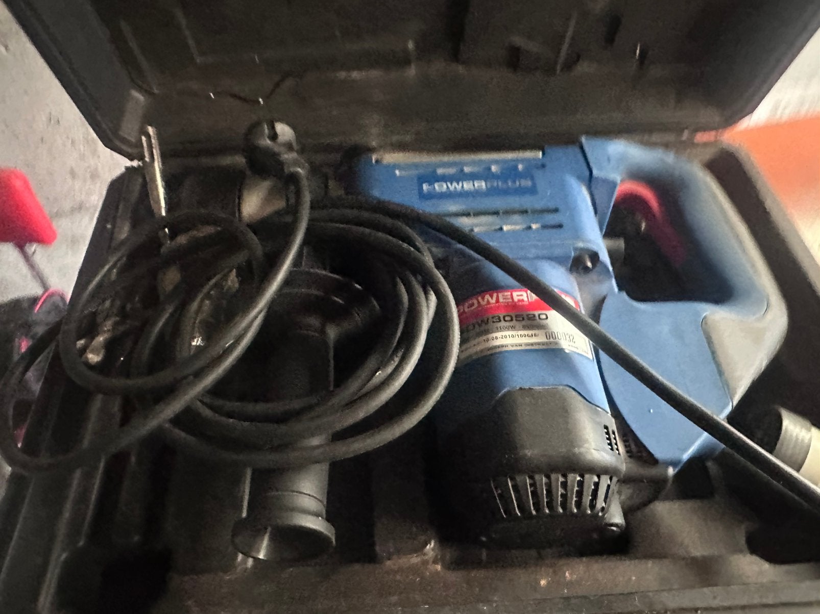 PowerPlus boormachine, Ophalen, Boormachine
