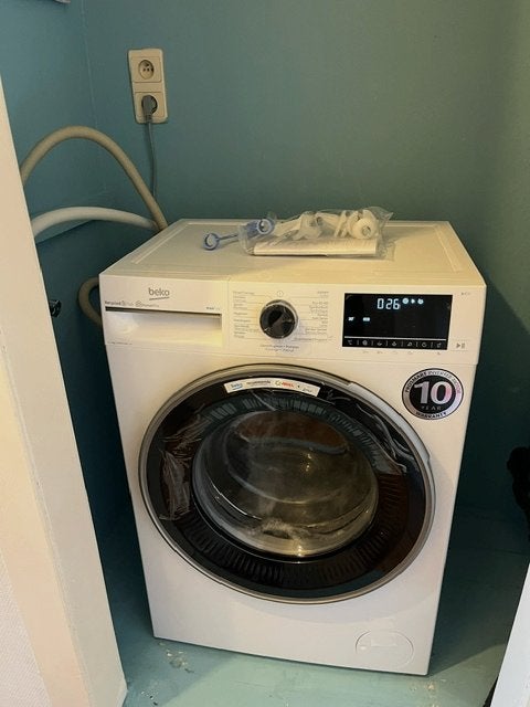 Wasmachine maar 2 jaar oud, Elektronische apparatuur, Wasmachines, Ophalen, 10 kg of meer, 1600 toeren of meer, Voorlader