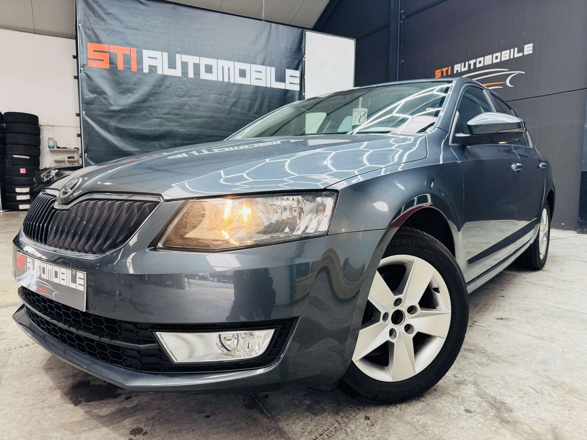 Skoda Octavia 1.0 TSI * GARANTIE 12 MOIS * (bj 2017), Auto's, Skoda, Voorwielaandrijving, https://public.car-pass.be/vhr/3f656e2c-69db-4183-838f-7edb0c17b102
