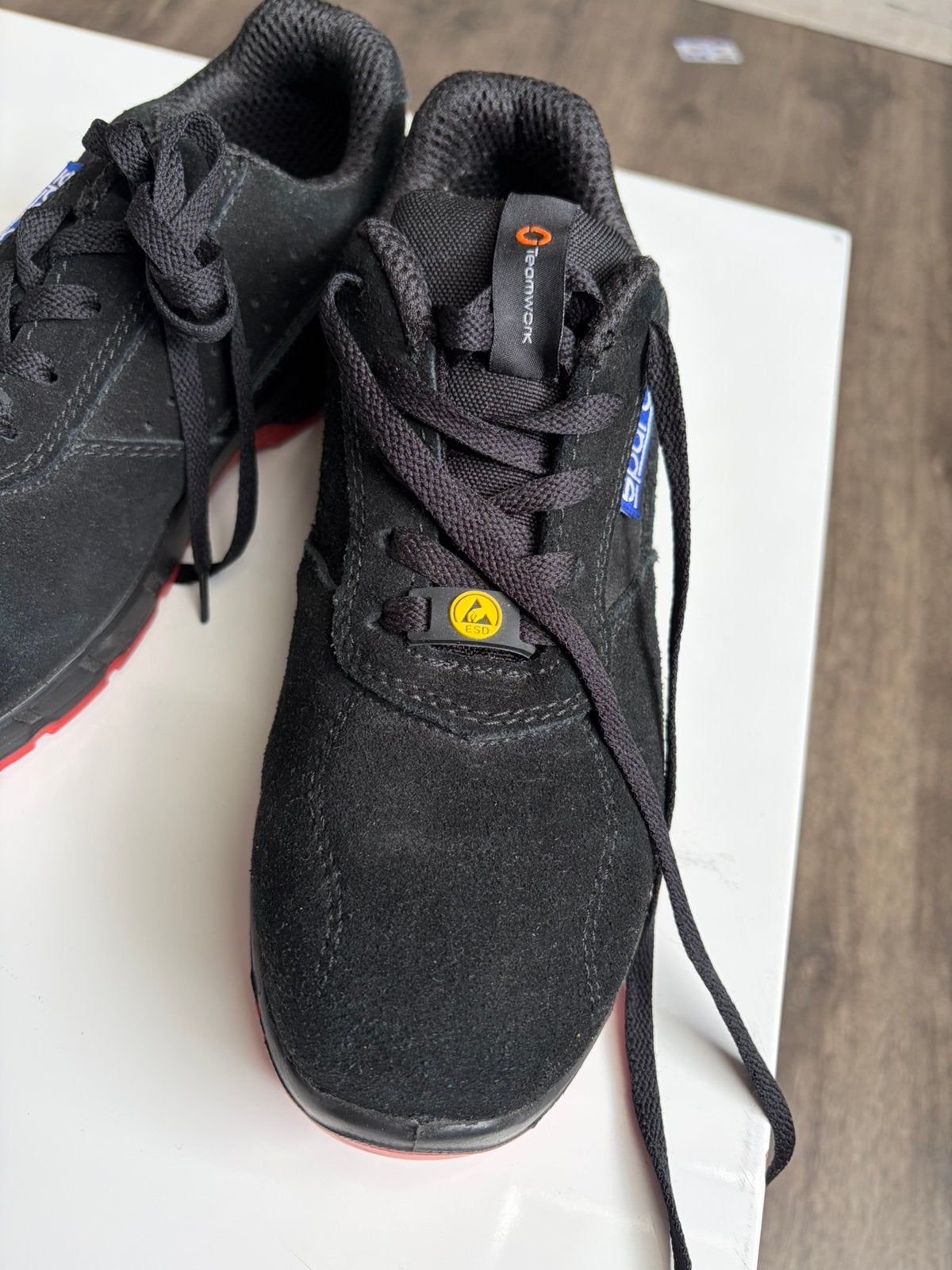 Chaussures de sécurité 40, Ophalen, Zo goed als nieuw
