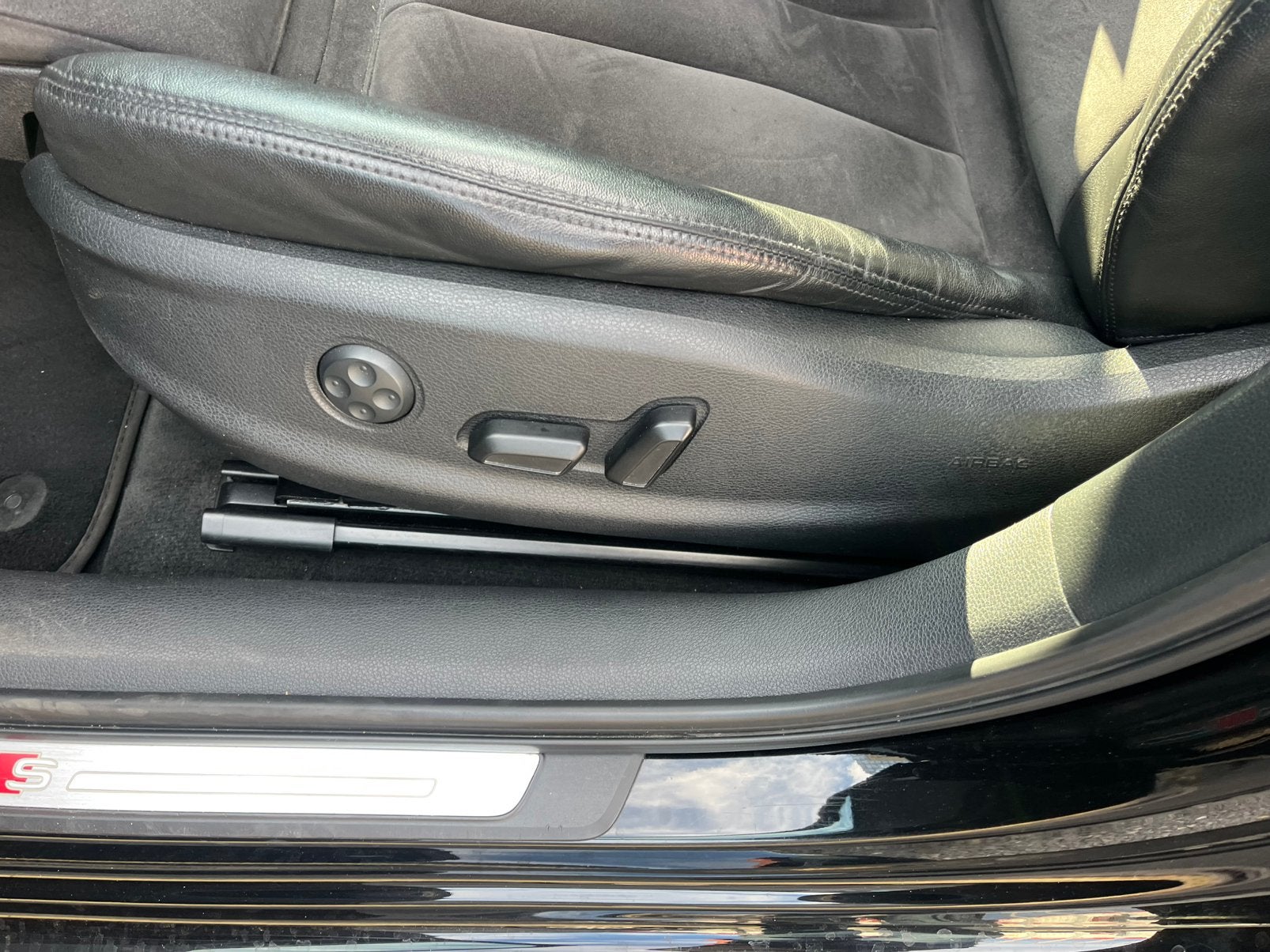Audi A4 euro 6  s line, Auto's, Audi, 4 deurs, A4, Zwart, Particulier