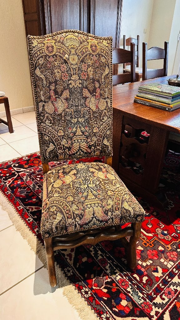 Mobilier ancien : fauteuil, chaises et banc sculptés, Enlèvement