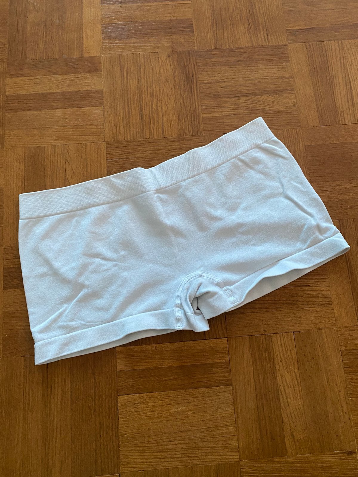 Short cycliste blanc, Vêtements | Femmes, Culottes & Pantalons, Taille 42/44 (L), Enlèvement ou Envoi, Porté, Blanc