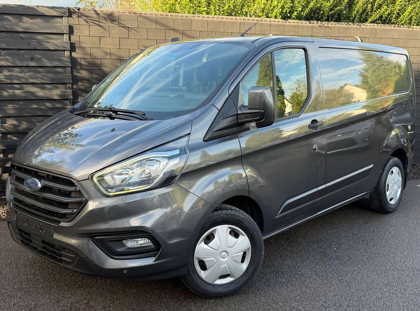 Ford Transit Custom 2.0 TDCi+AIRCO+NAVI+CAMERA+EURO 6D-T, Autos, Argent ou Gris, Achat, Euro 6, Entreprise
