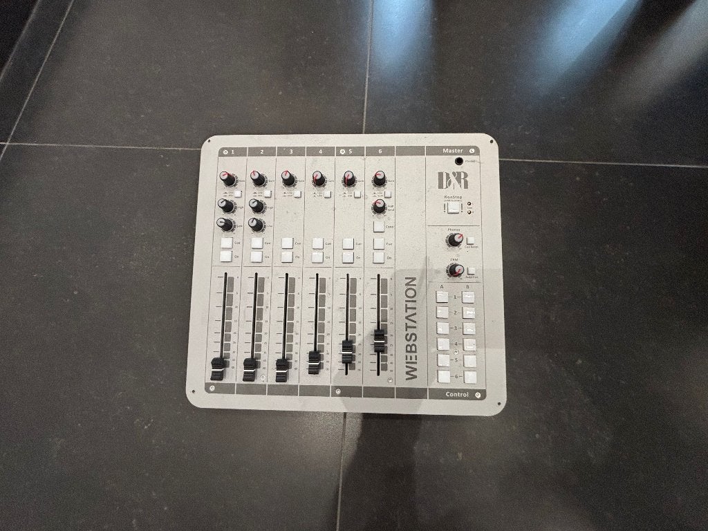 D & R webstation in nieuwstaat, Ophalen, Zo goed als nieuw, Audio