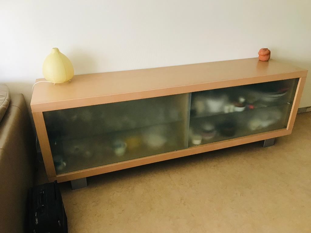 Dressoir van gerenommeerde Belgische meubelmakerij, Huis en Inrichting, Kasten | Dressoirs, Glas, 200 cm of meer, 50 tot 75 cm