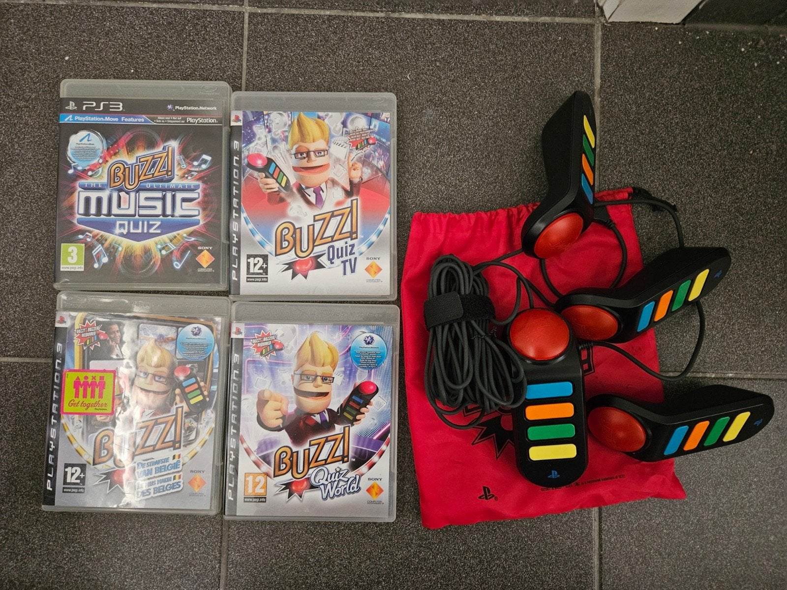 Ps3 Buzz set controllers en games, Ophalen