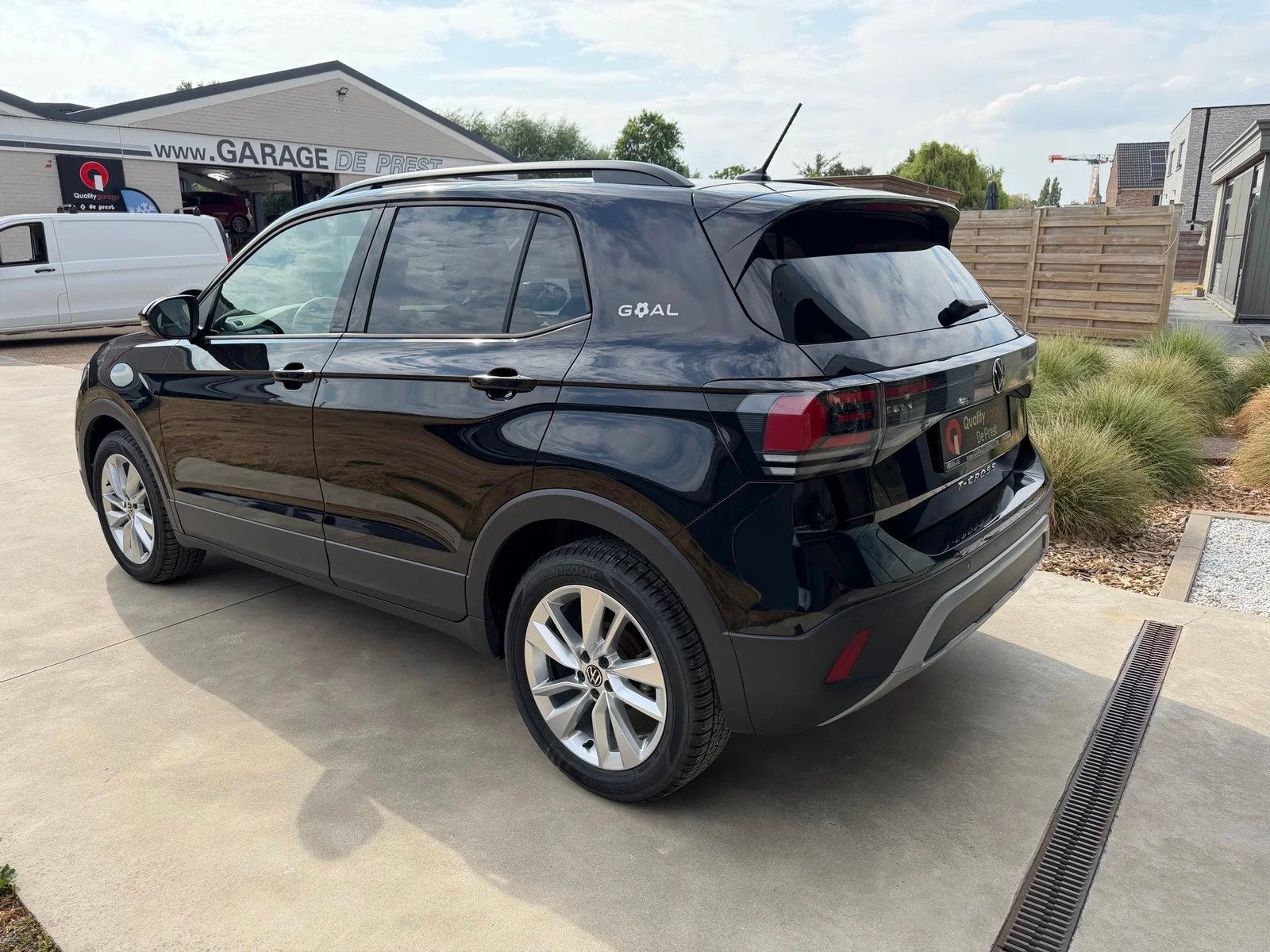 Volkswagen T-Cross Goal, afneembare trekhaak, (bj 2025), Auto's, Volkswagen, Automaat, T-Cross, Zwart, Bedrijf