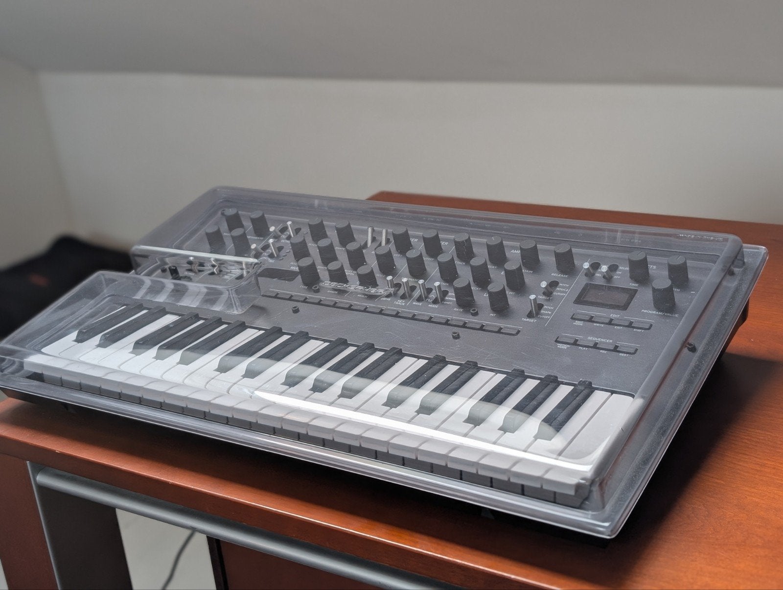 Korg Minilogue xd synthesizer, Ophalen, Korg