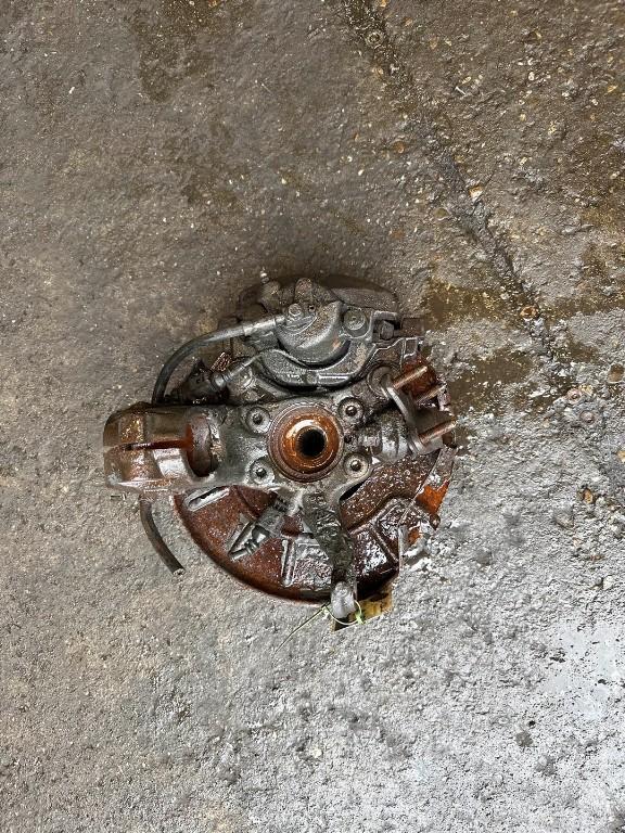 FUSEE LINKS VOOR Volkswagen Touran (1T1 / T2), Gebruikt, Volkswagen