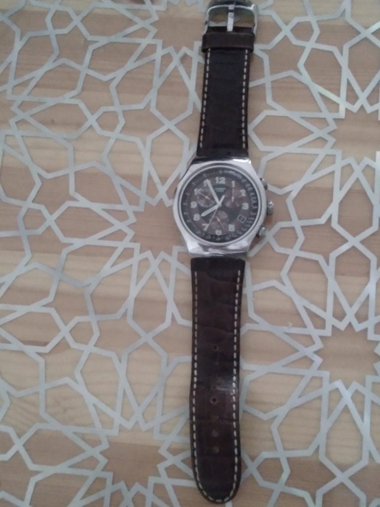 Montre swatch swiss, Bijoux, Sacs & Beauté, Montres | Hommes, Montre-bracelet, Cuir, Swatch, Acier
